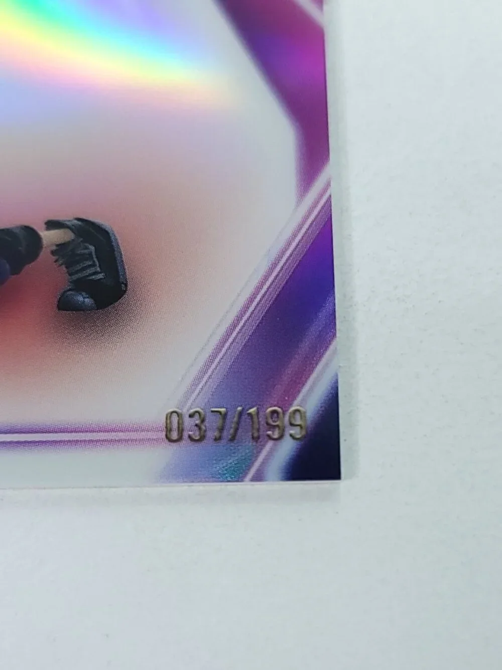 Hiro Hamada Topps 2026 Disney Neon Holo Chrome Refractor Limited 037/199 CNE